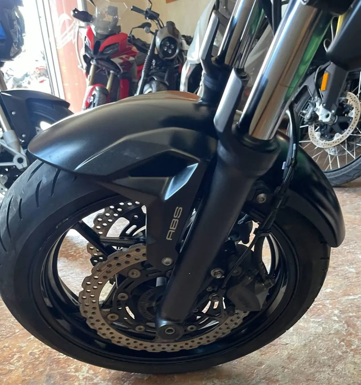 Kawasaki Z 650 (2017 - 19) (19)