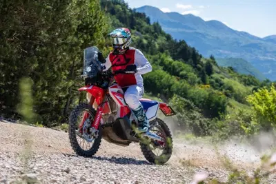 TEST Honda CRF 450 RX Rally: fatta e finita per affrontare il deserto. Ecco come va! [VIDEO e GALLERY]