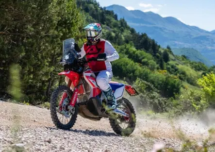 TEST Honda CRF 450 RX Rally: fatta e finita per affrontare il deserto. Ecco come va! [VIDEO e GALLERY]
