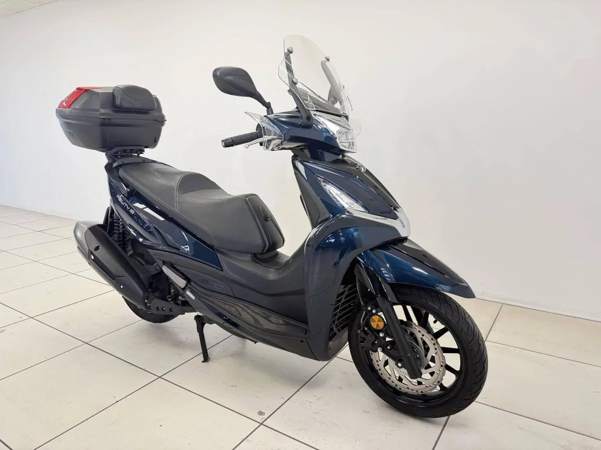 Kymco Agility 300i R16 ABS (2020) (4)