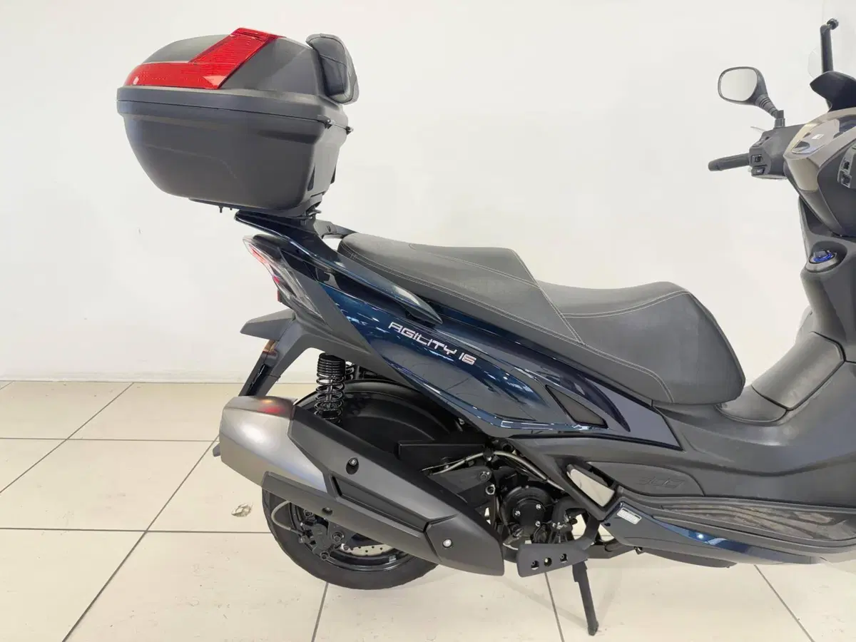 Kymco Agility 300i R16 ABS (2020) (17)