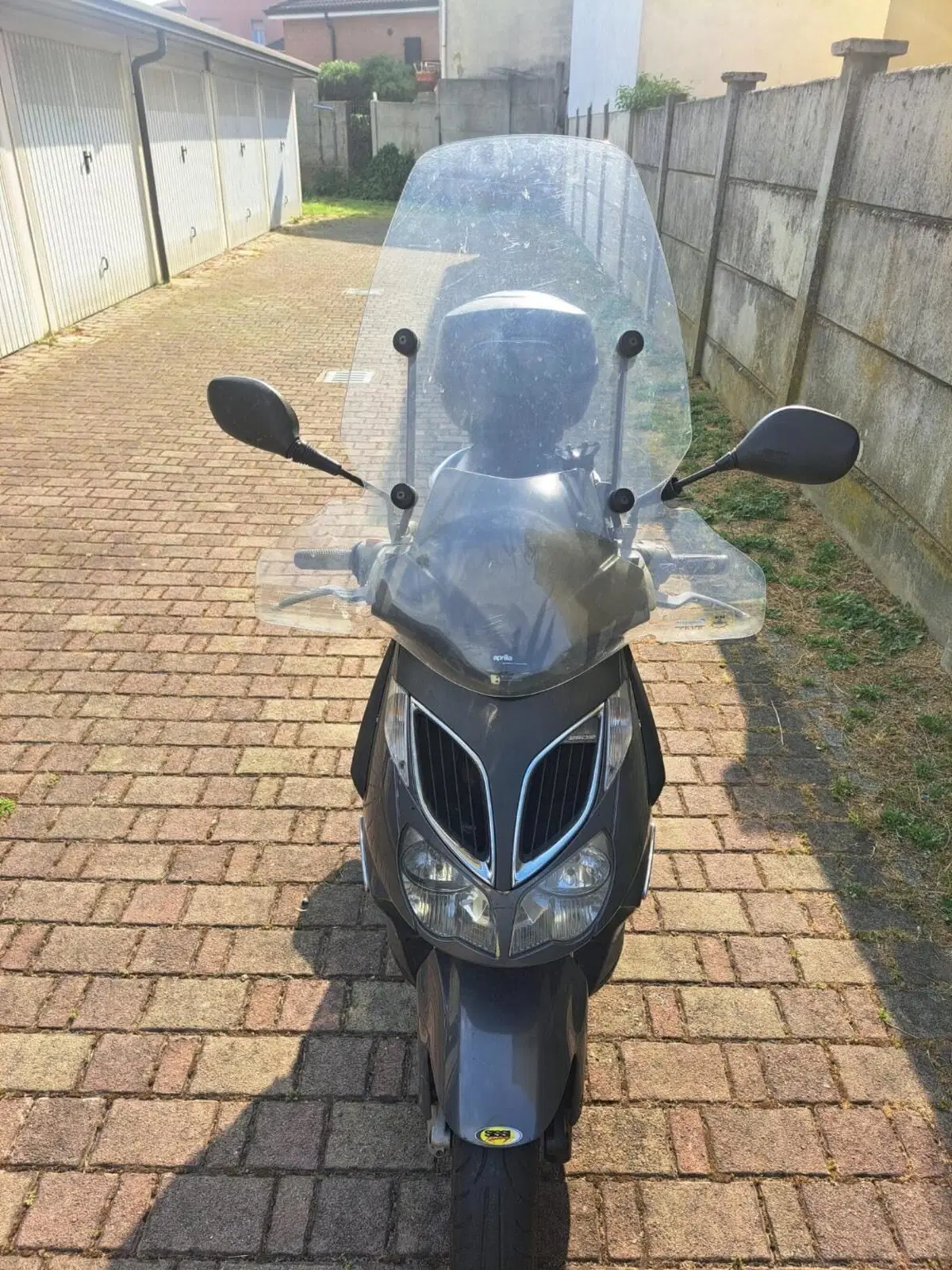 Aprilia Sportcity 250 (2004 - 08) (3)