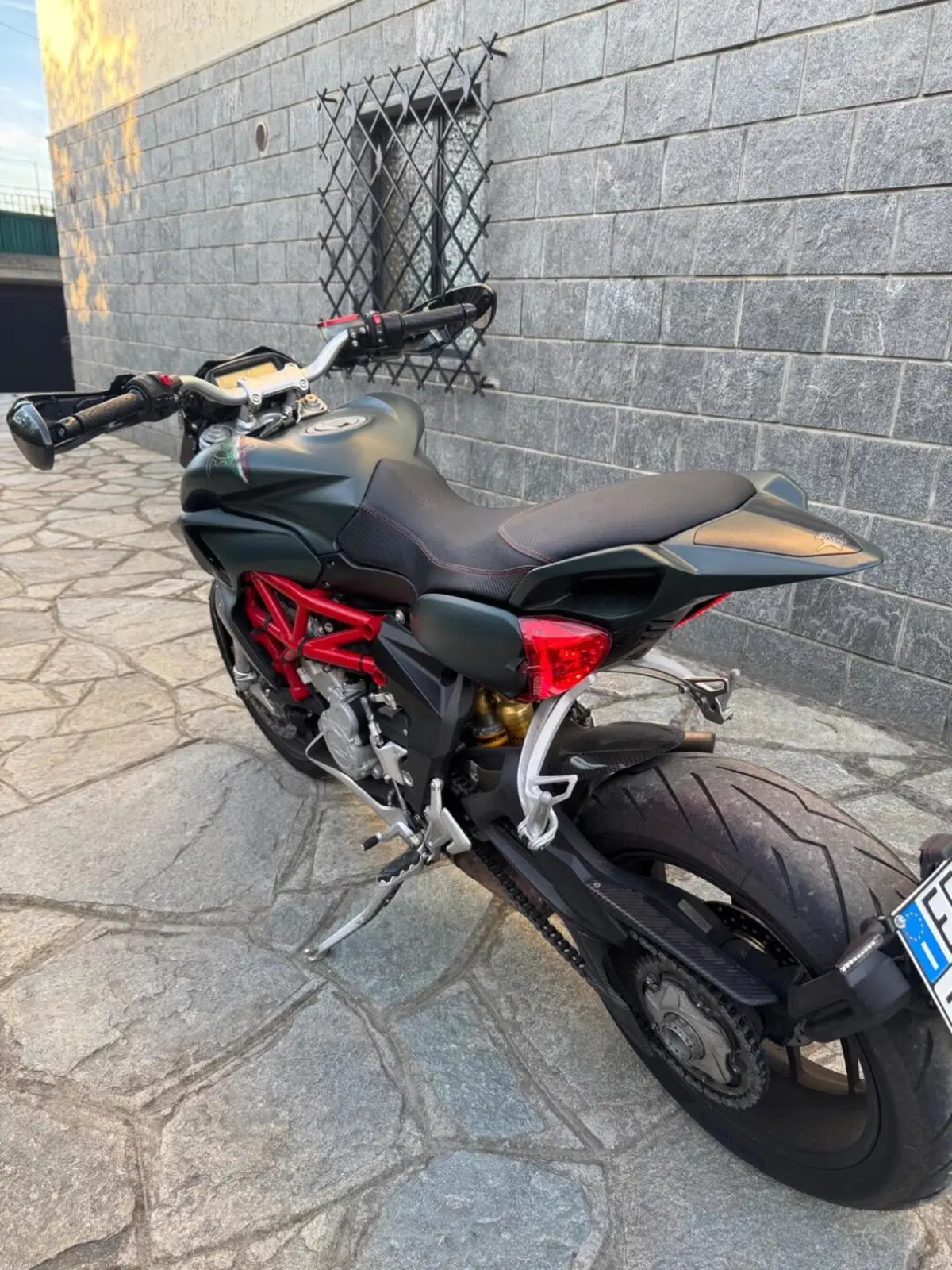 MV Agusta Rivale 800 EAS ABS (2013 -17) (5)