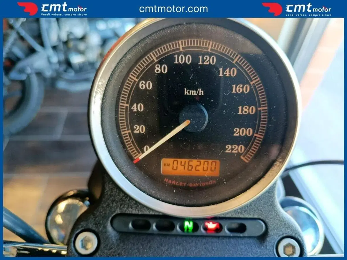 Harley-Davidson 883 Iron (2009 - 11) - XL 883N (5)