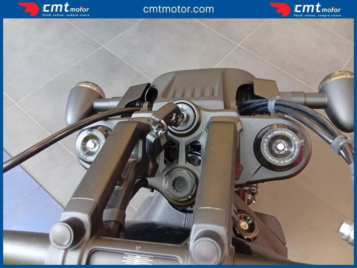 QJ Motor SRV 600 V (2025 - 26) (11)