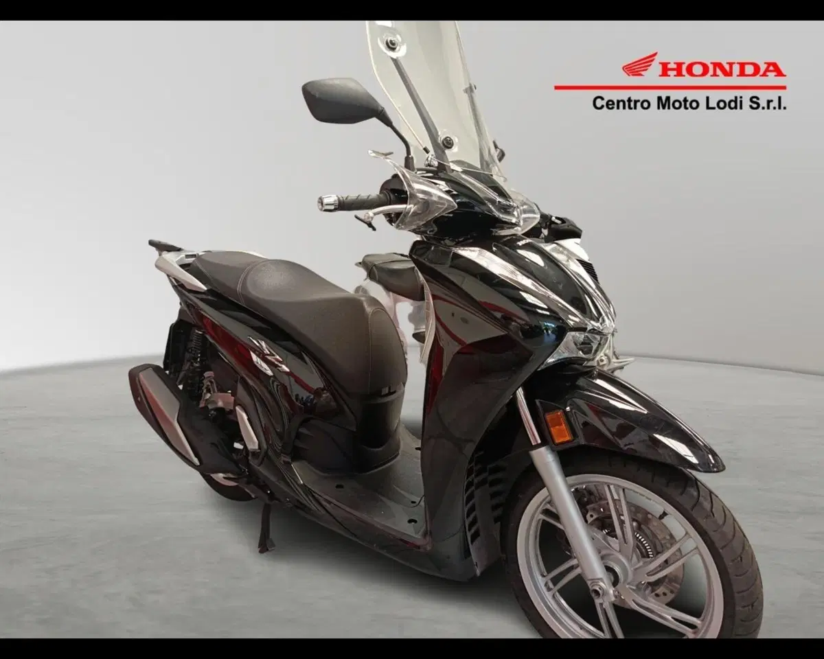 Honda SH 350 (2021 - 24) (2)