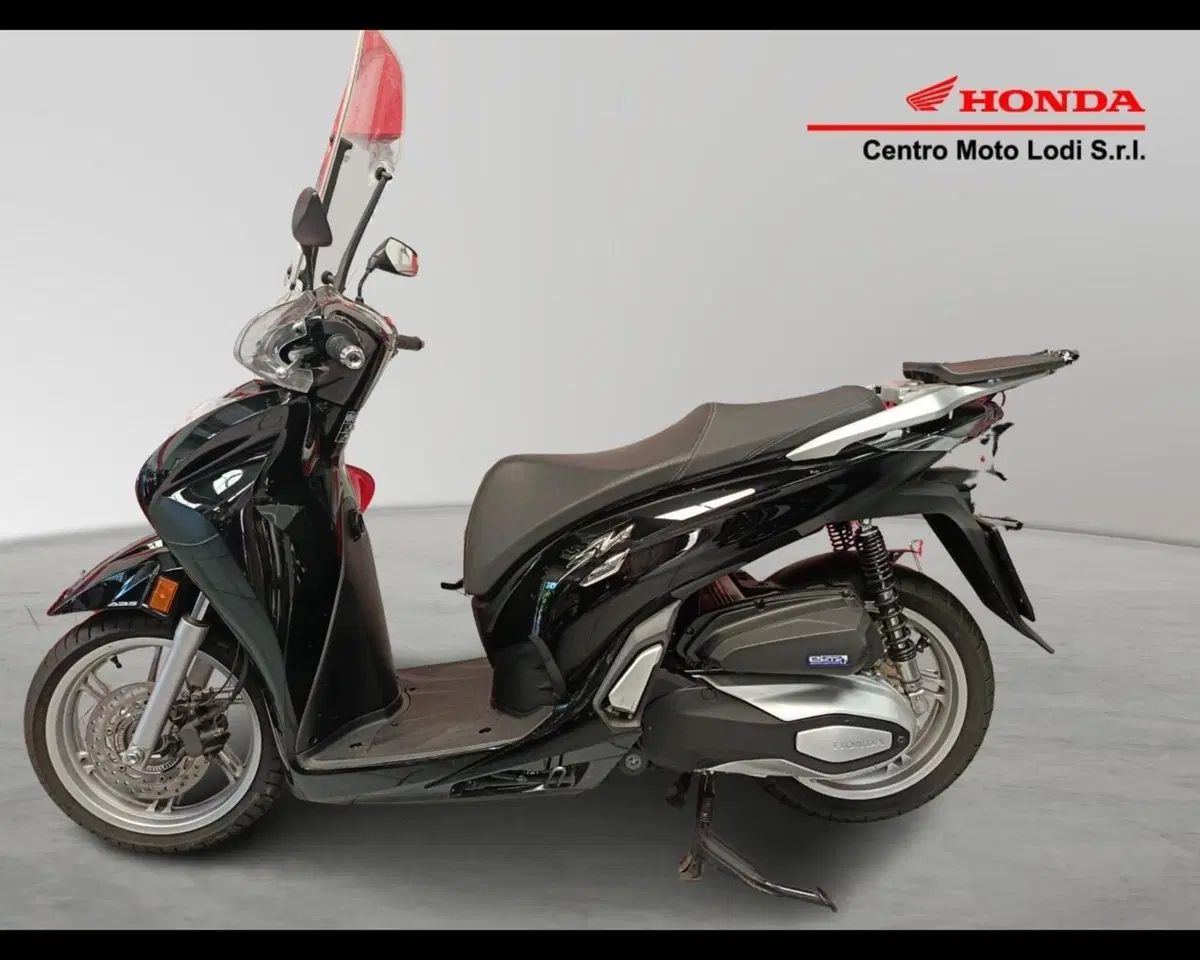 Honda SH 350 (2021 - 24) (3)