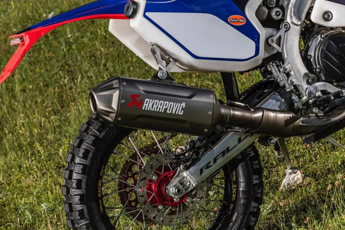 TEST Honda CRF 450 RX Rally: fatta e finita per affrontare il deserto. Ecco come va! [VIDEO e GALLERY] (3)