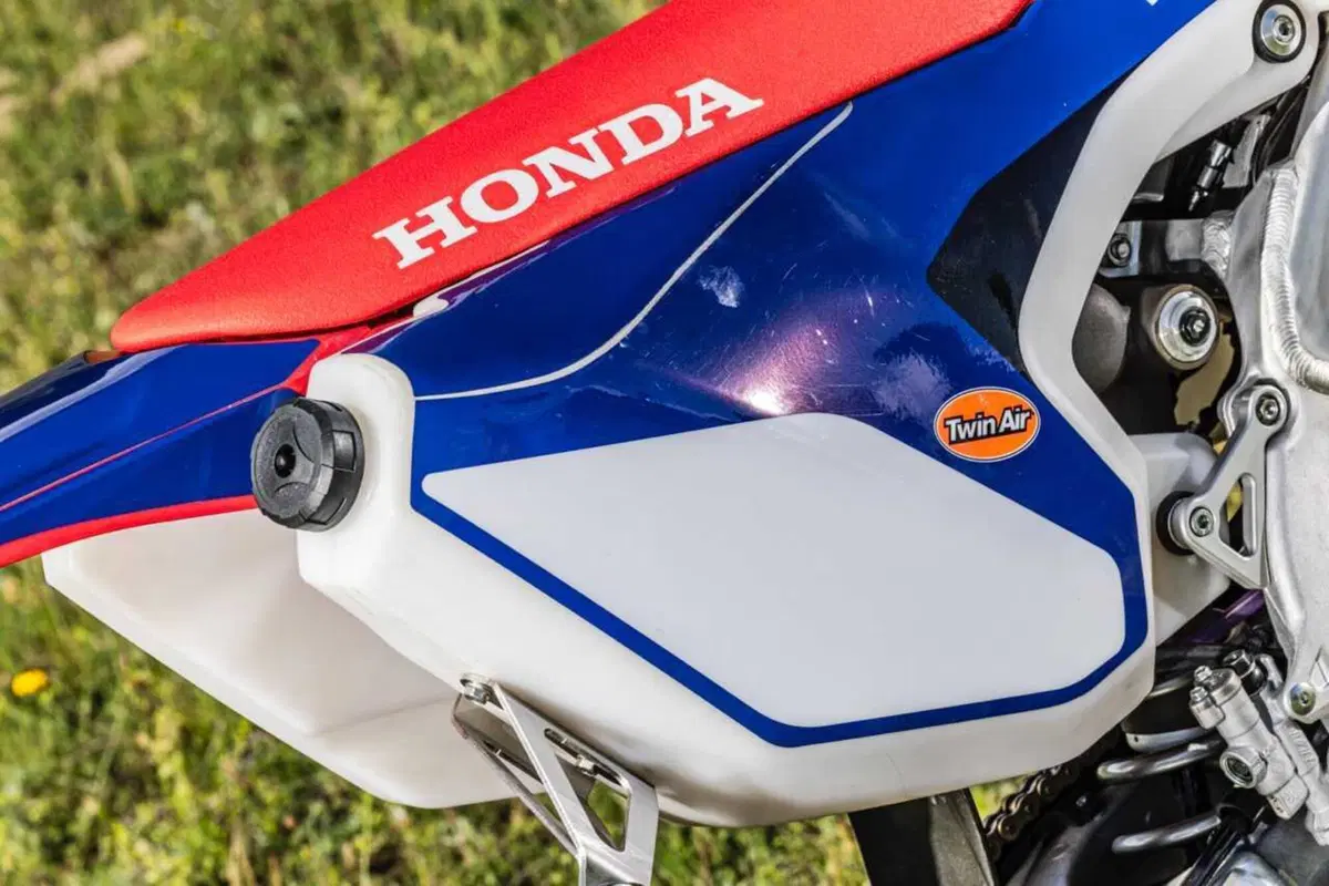 TEST Honda CRF 450 RX Rally: fatta e finita per affrontare il deserto. Ecco come va! [VIDEO e GALLERY] (5)