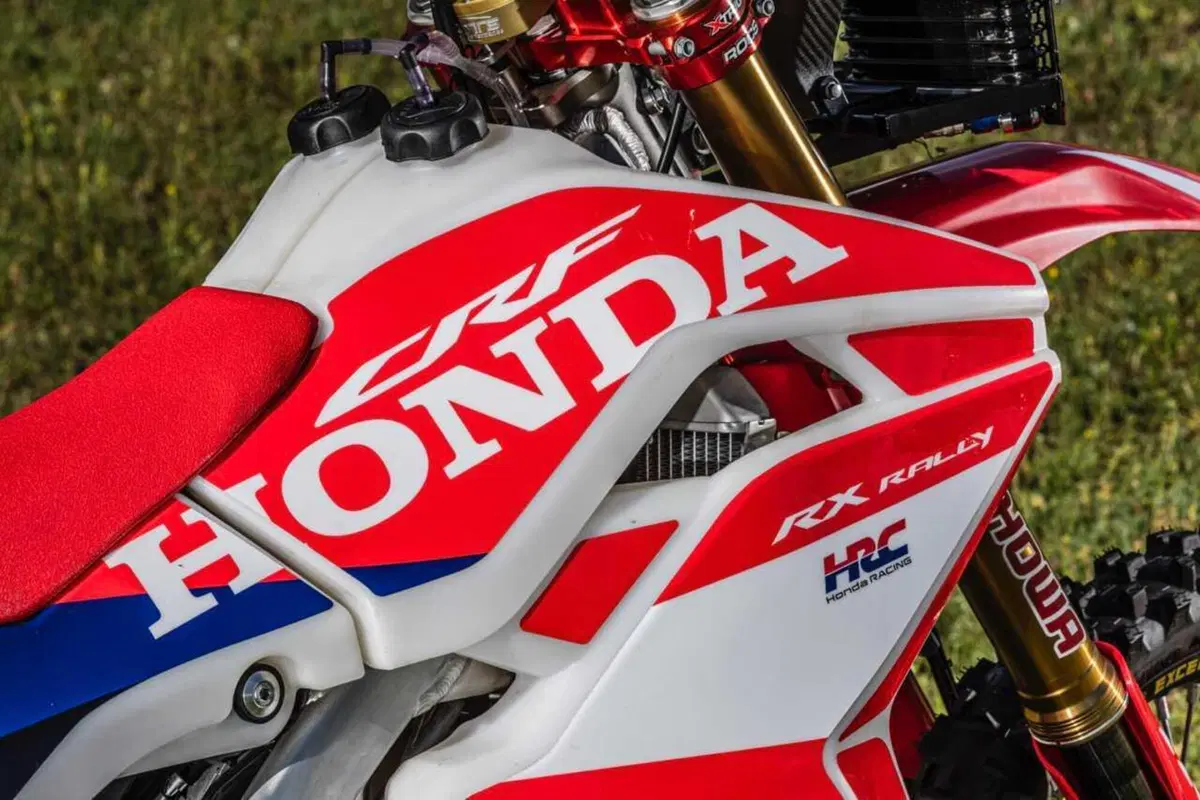 TEST Honda CRF 450 RX Rally: fatta e finita per affrontare il deserto. Ecco come va! [VIDEO e GALLERY] (8)