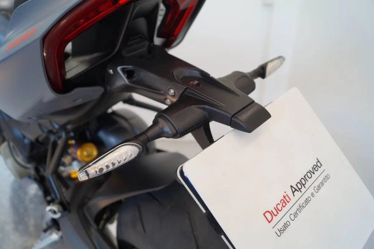 Ducati Streetfighter V4 S (2023 - 24) (5)
