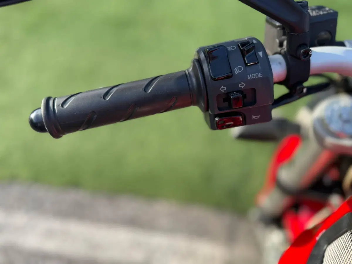 Ducati Monster 796 (2010 - 13) (8)