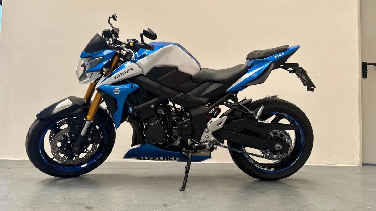 Suzuki GSR 750 ACC (2014 - 15) (2)