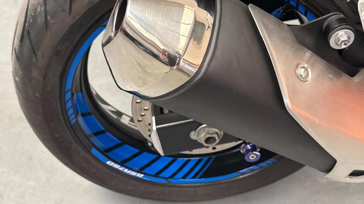 Suzuki GSR 750 ACC (2014 - 15) (10)