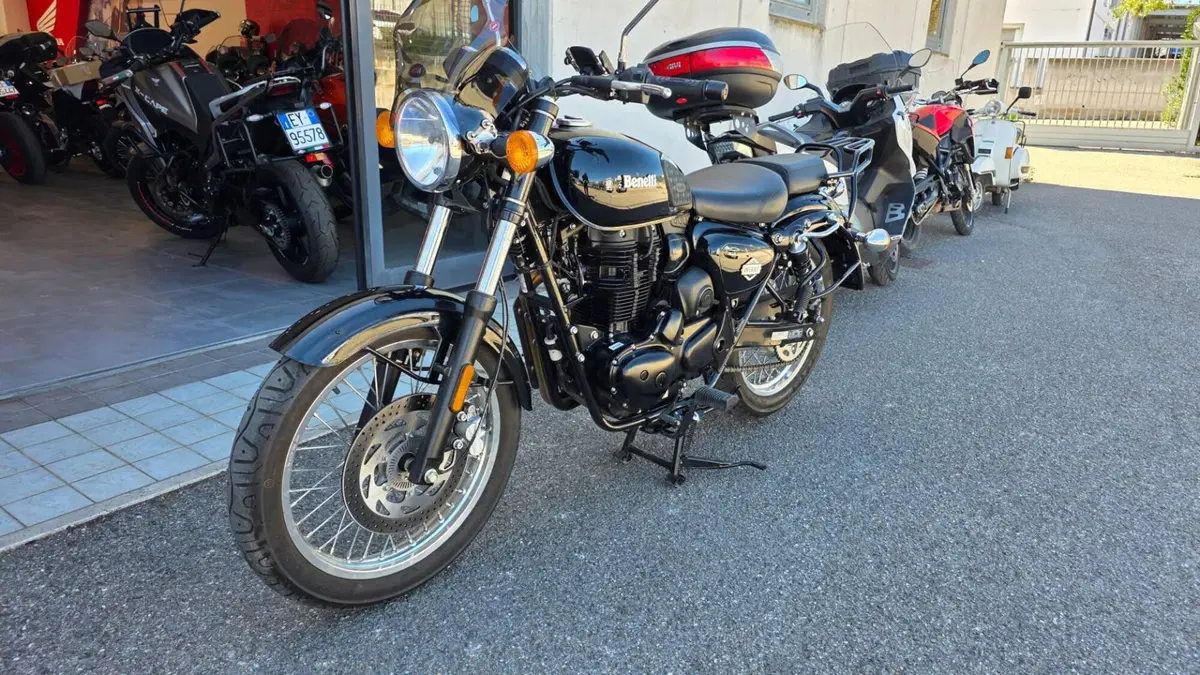 Benelli Imperiale 400 (2021 - 25) (2)