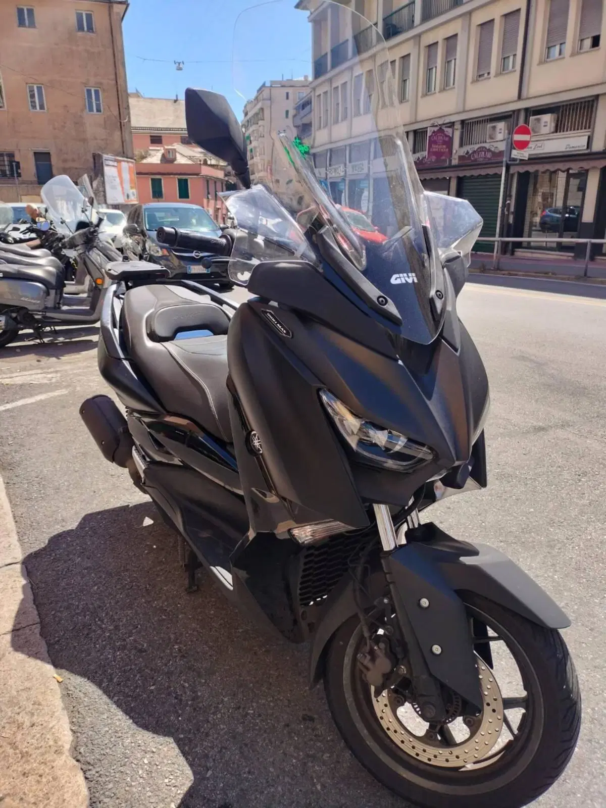 Yamaha X-Max 125 Iron Max (2019 - 20)