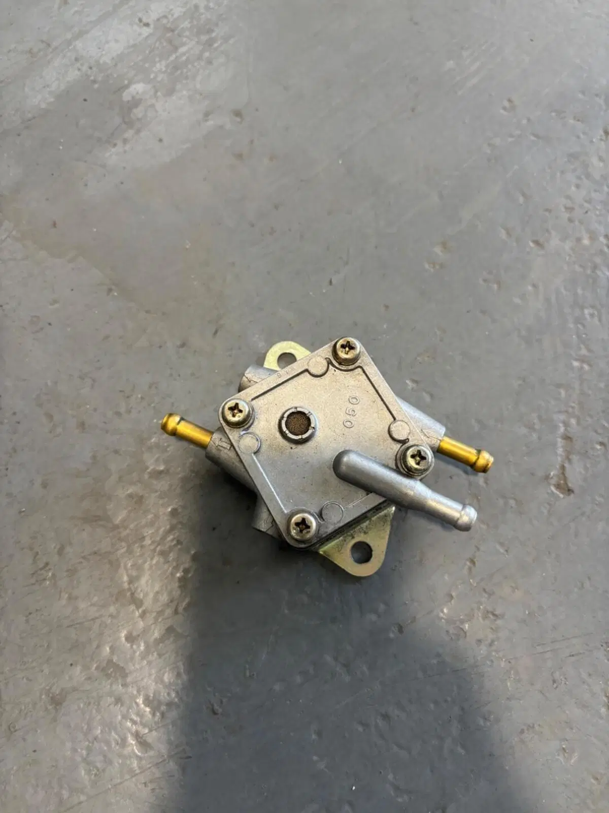 Pompa benzina Aprilia leonardo Mikuni