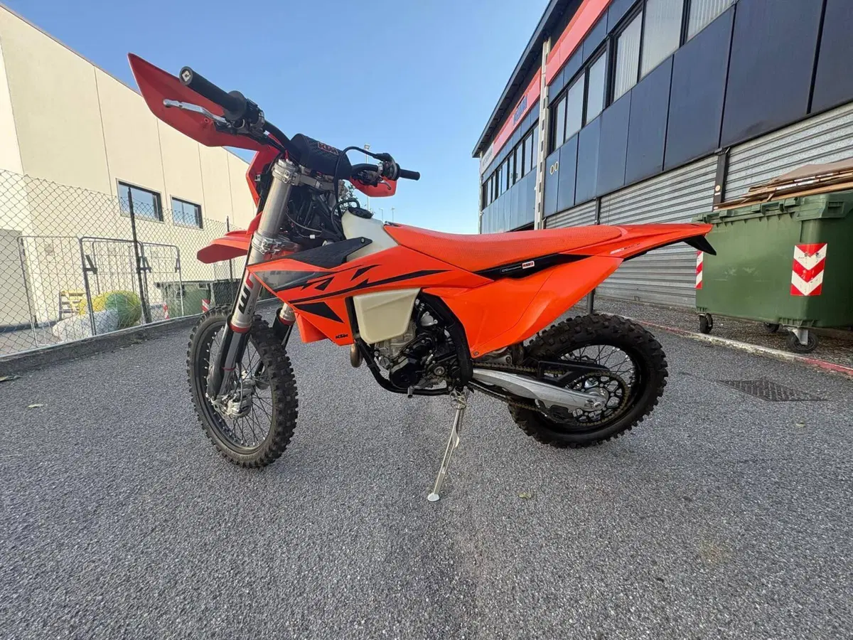 KTM 250 EXC-F (2025) (3)