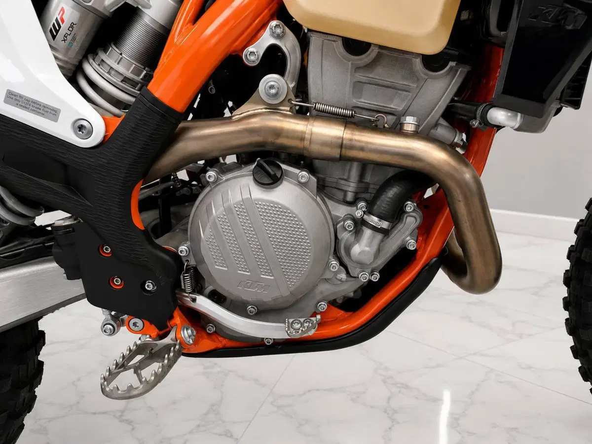 KTM 350 EXC-F Six Days (2020) (10)
