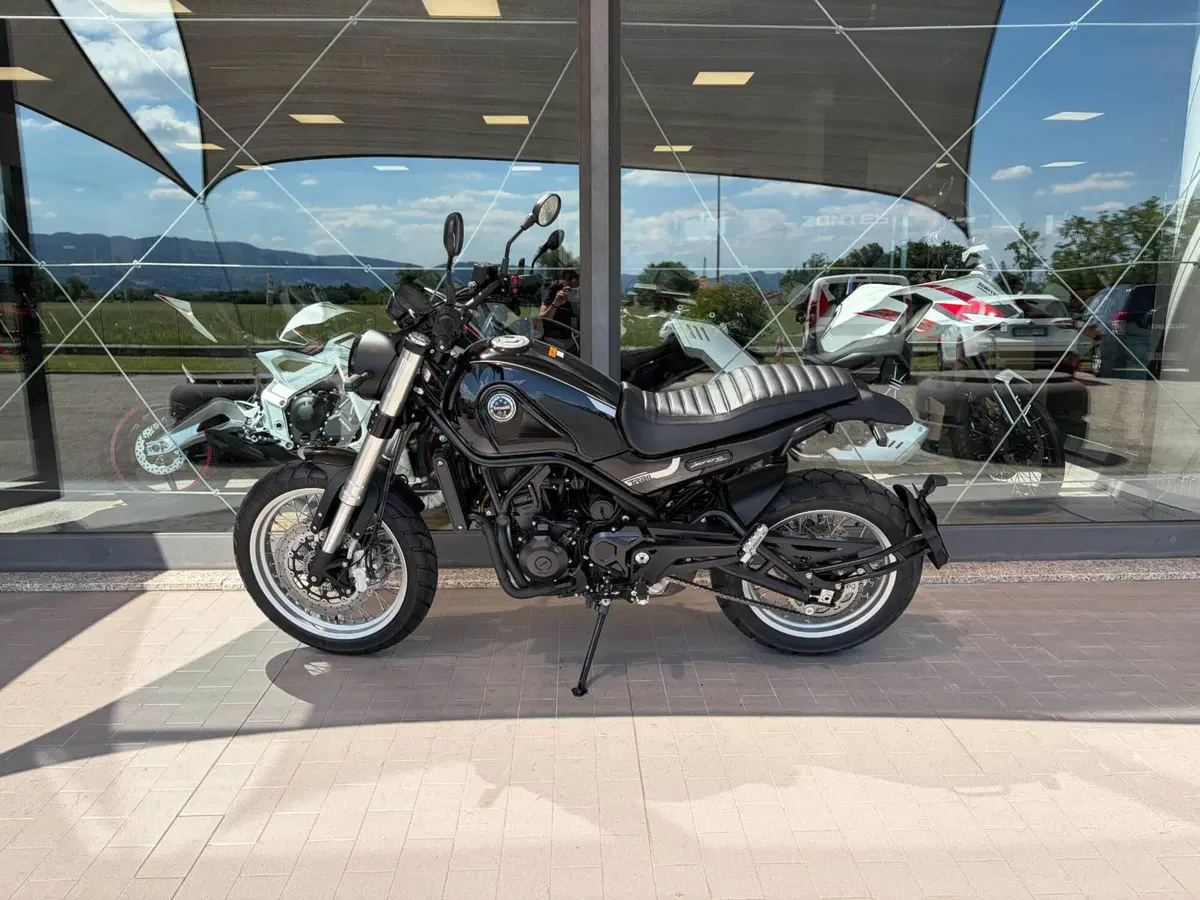 Benelli Leoncino 500 Trail (2021 - 26) (2)