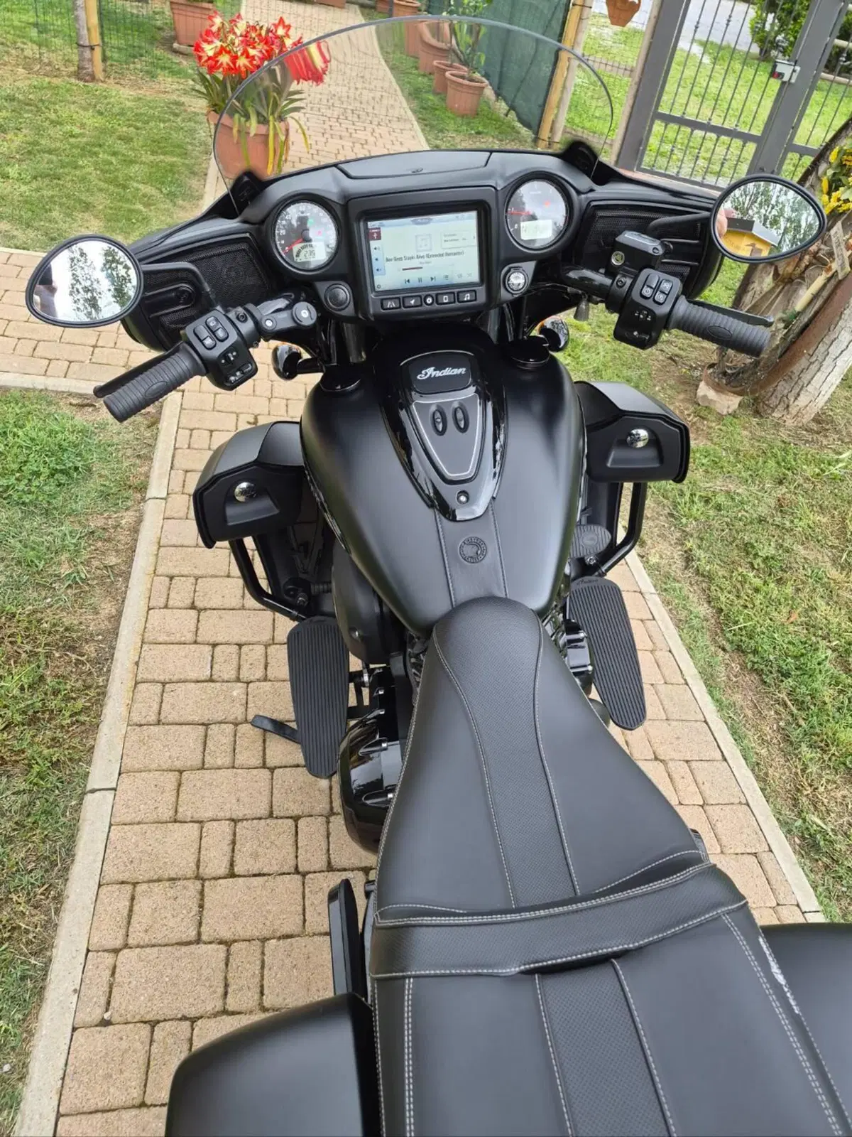 Indian Roadmaster 1890 Dark Horse (2021 - 25) (3)