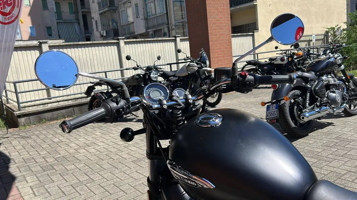Royal Enfield Meteor 350 (2021 - 26) (6)