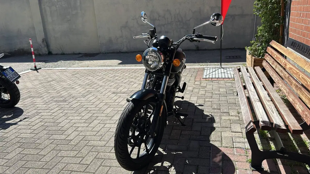 Royal Enfield Meteor 350 (2021 - 26) (11)