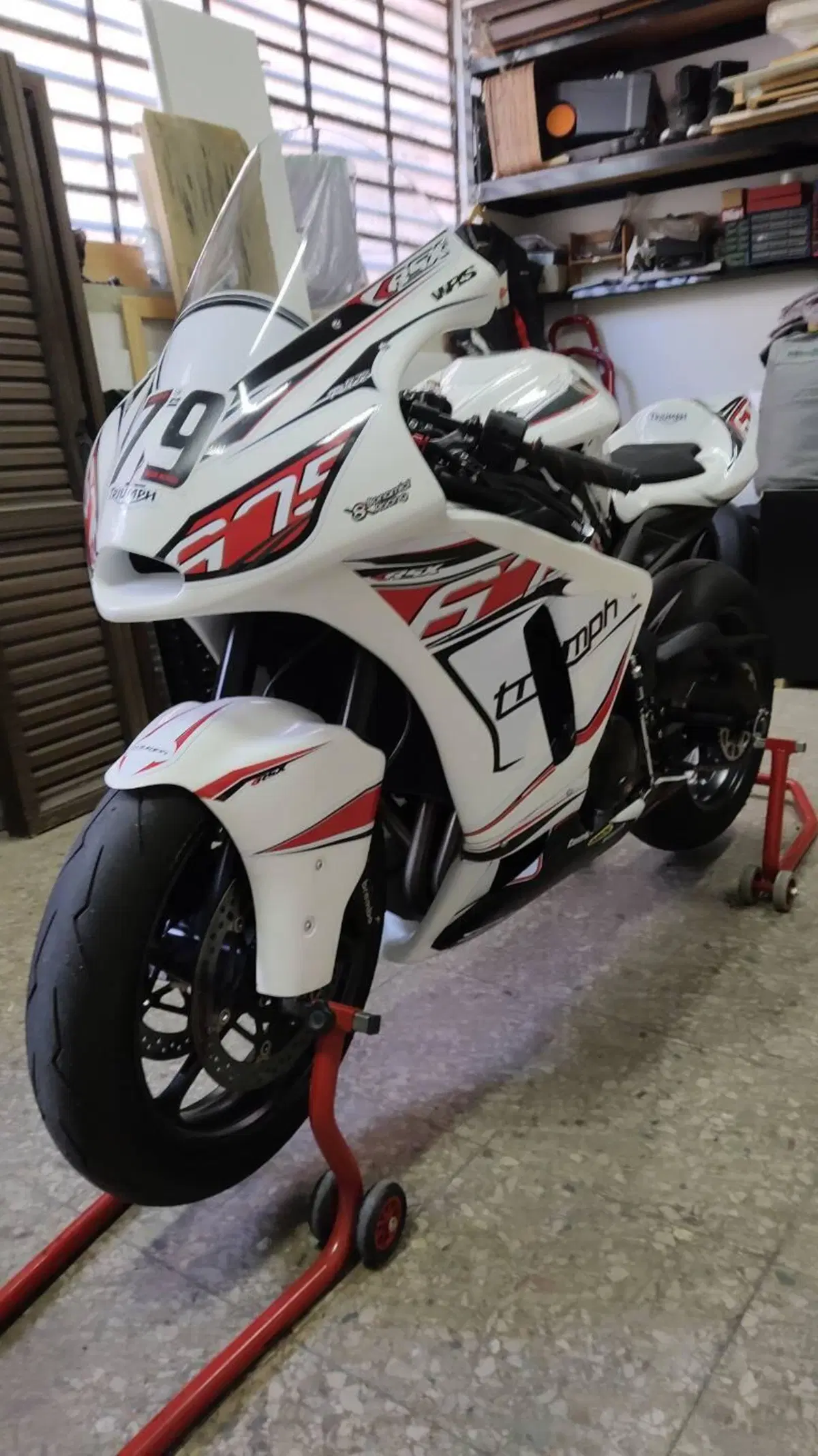 Triumph Street Triple 765 R (2023 - 26)