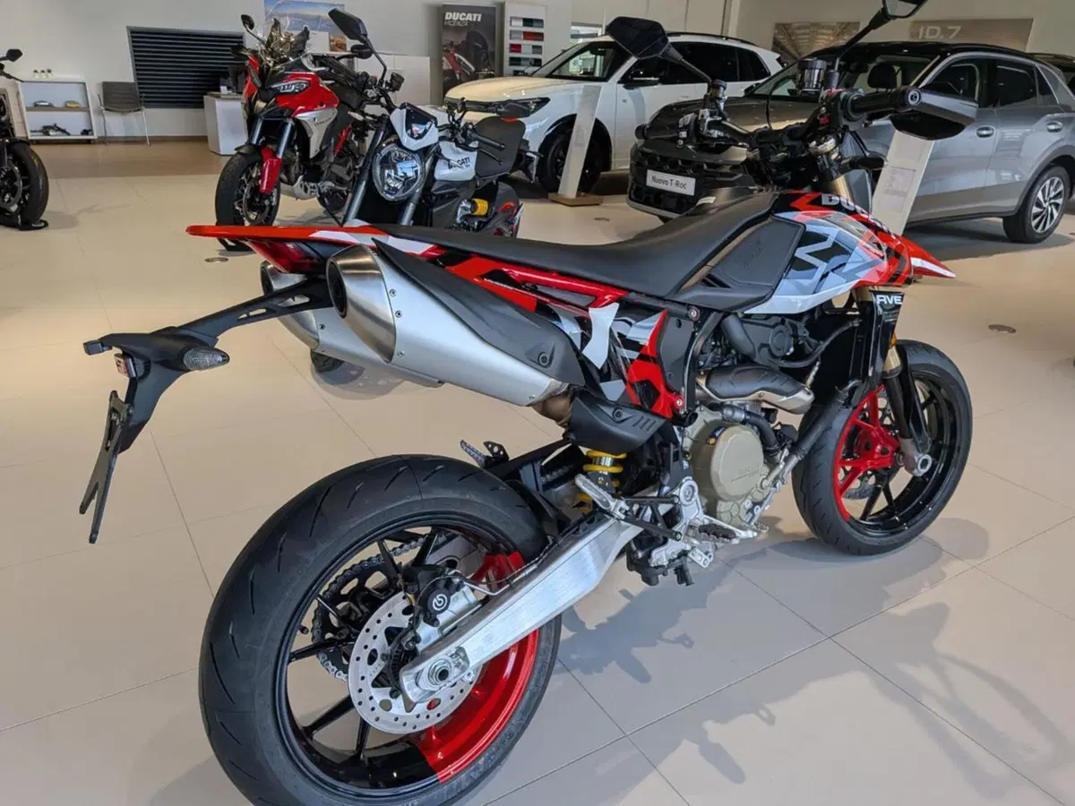 Ducati Hypermotard 698 Mono RVE (2024 - 26) (3)