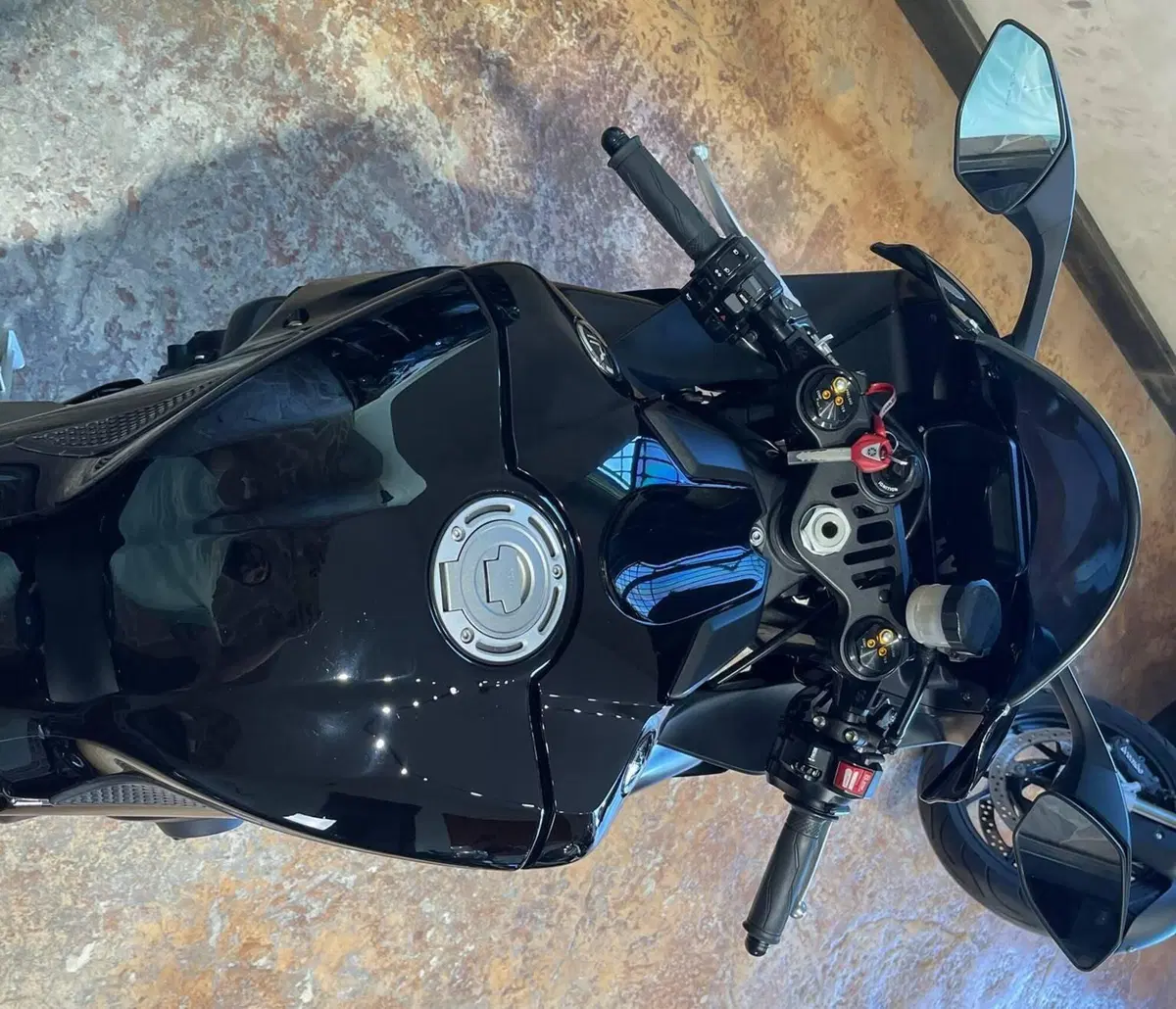 Yamaha YZF R1 GYTR (2023 - 24) (16)