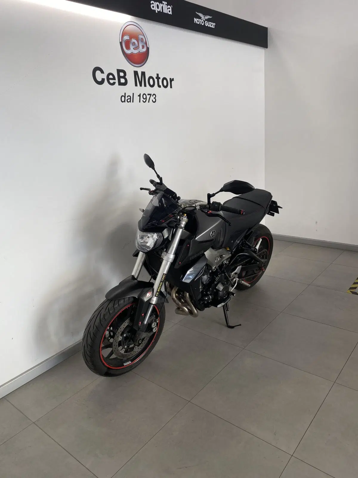 Yamaha MT-09 (2013 - 15) (4)