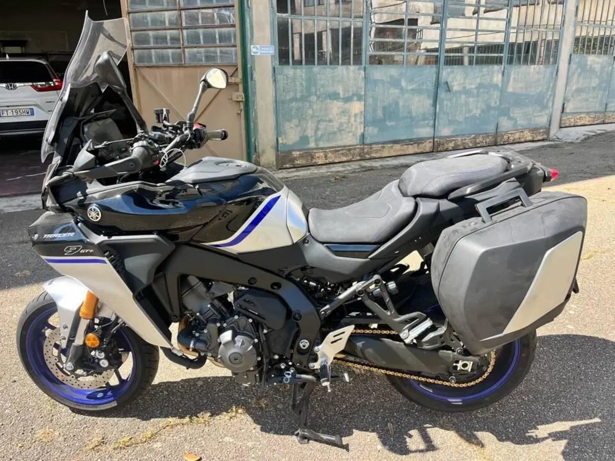 Yamaha Tracer 9 GT+ Y-AMT (2025 - 26) (2)