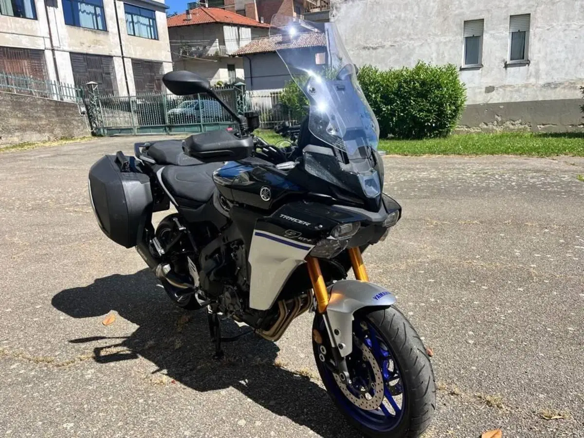 Yamaha Tracer 9 GT+ Y-AMT (2025 - 26) (4)
