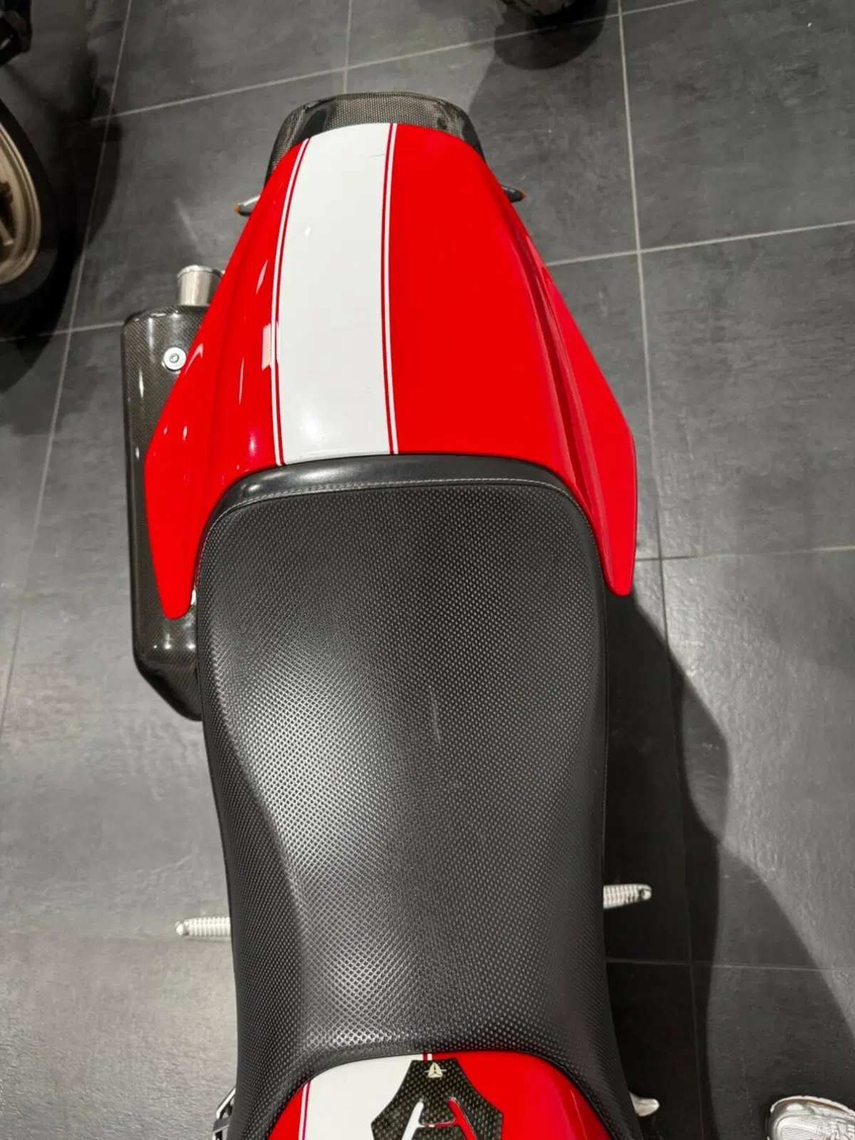 Ducati Monster S2R 1000 (8)