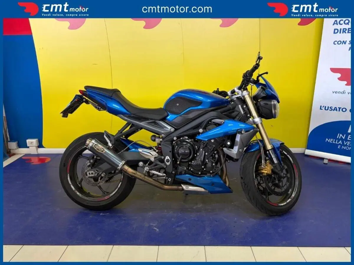 Triumph Street Triple (2013)