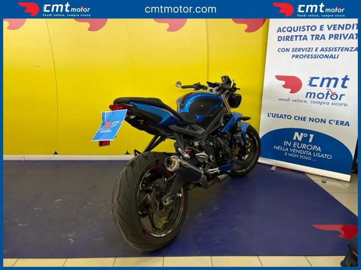 Triumph Street Triple (2013) (4)