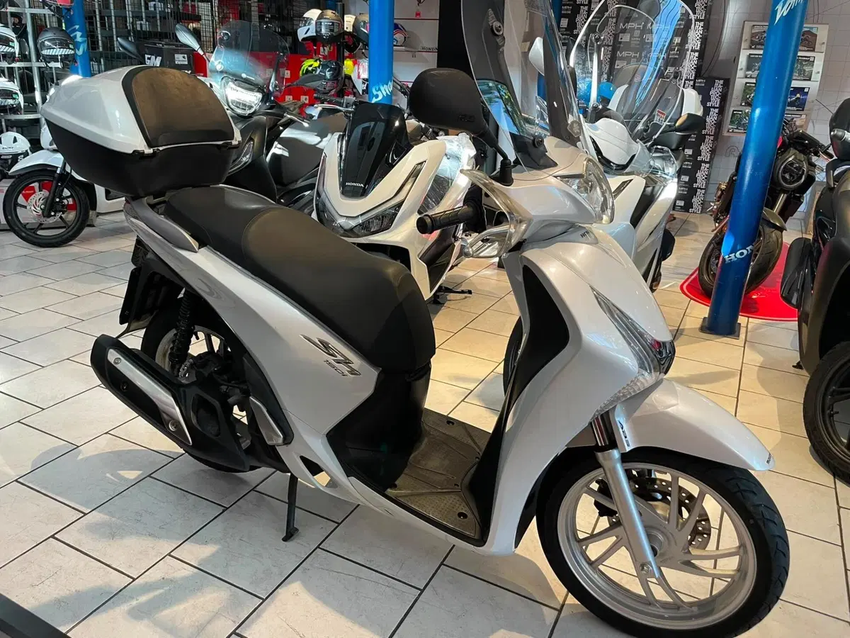 Honda SH 150i ABS (2013 - 16) (4)