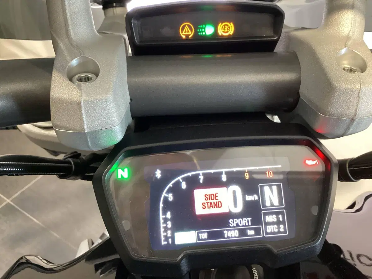 Ducati XDiavel 1262 S (2016 - 20) (5)