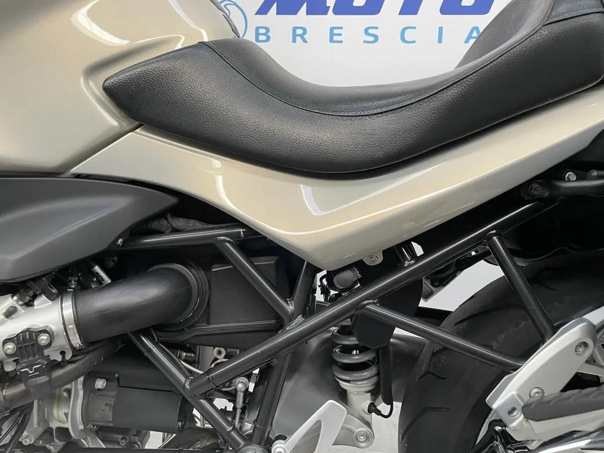 Bmw R 1200 R (2006 - 11) (3)