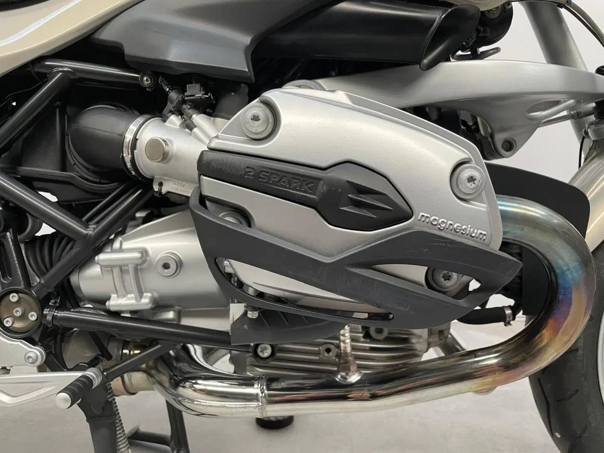 Bmw R 1200 R (2006 - 11) (12)