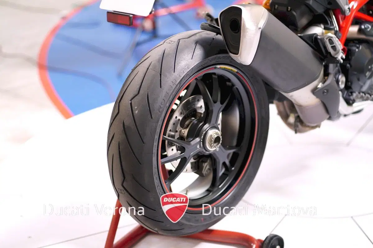 Ducati Hypermotard 939 SP (2016 - 18) (19)