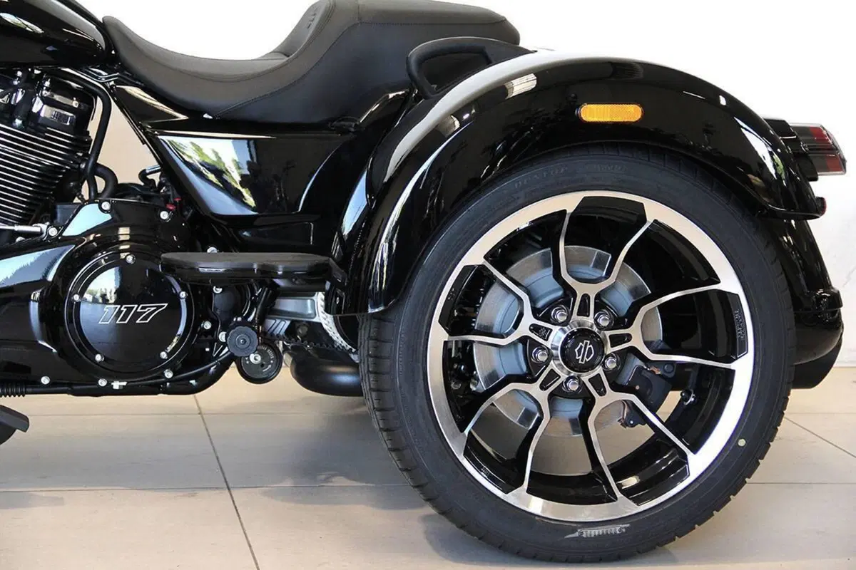 Harley-Davidson Road Glide 3 (2026) (13)