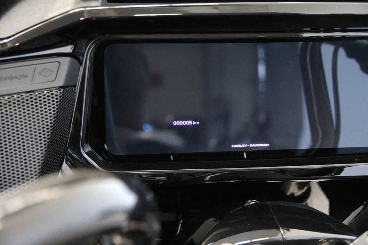 Harley-Davidson Road Glide 3 (2026) (18)