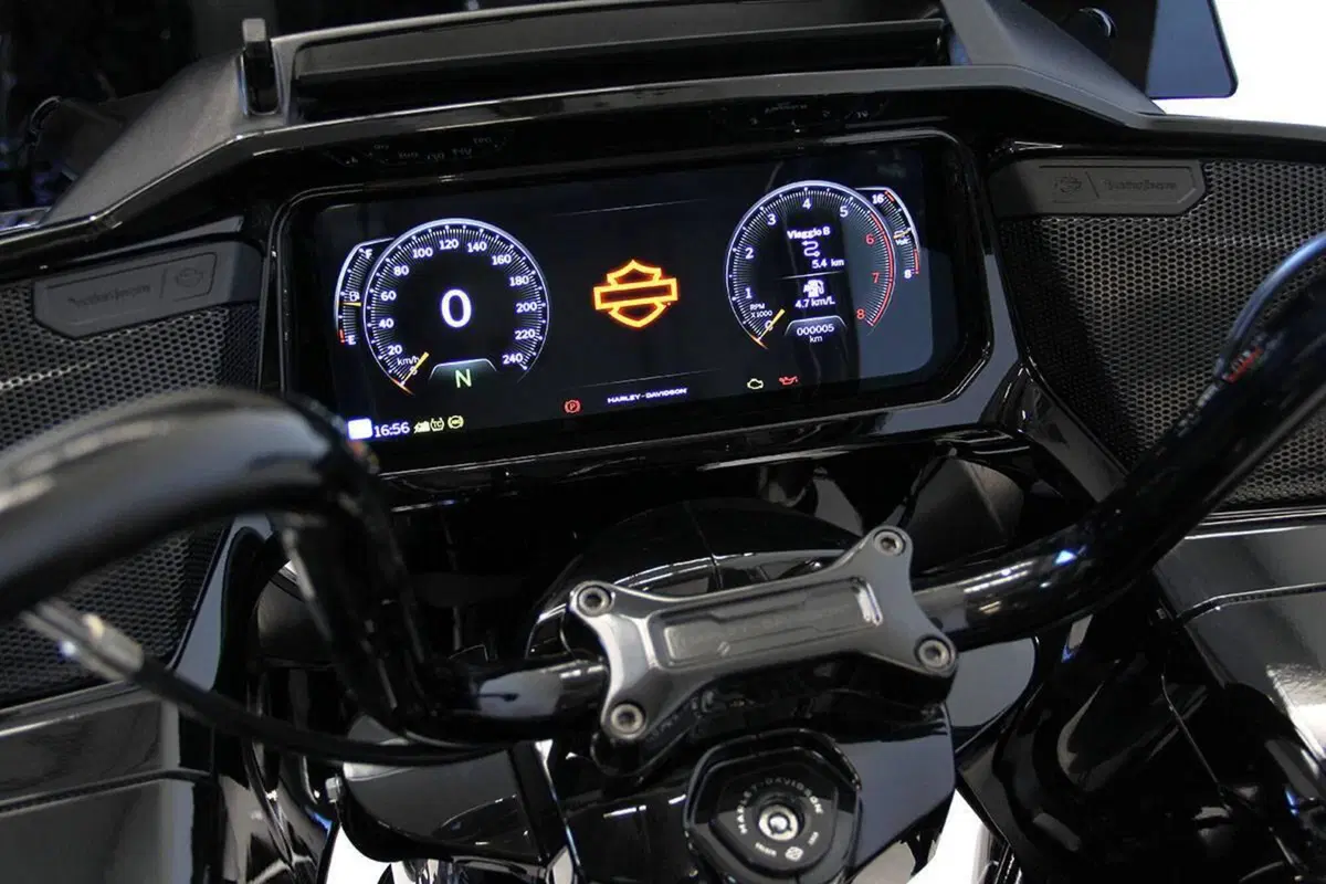 Harley-Davidson Road Glide 3 (2026) (19)