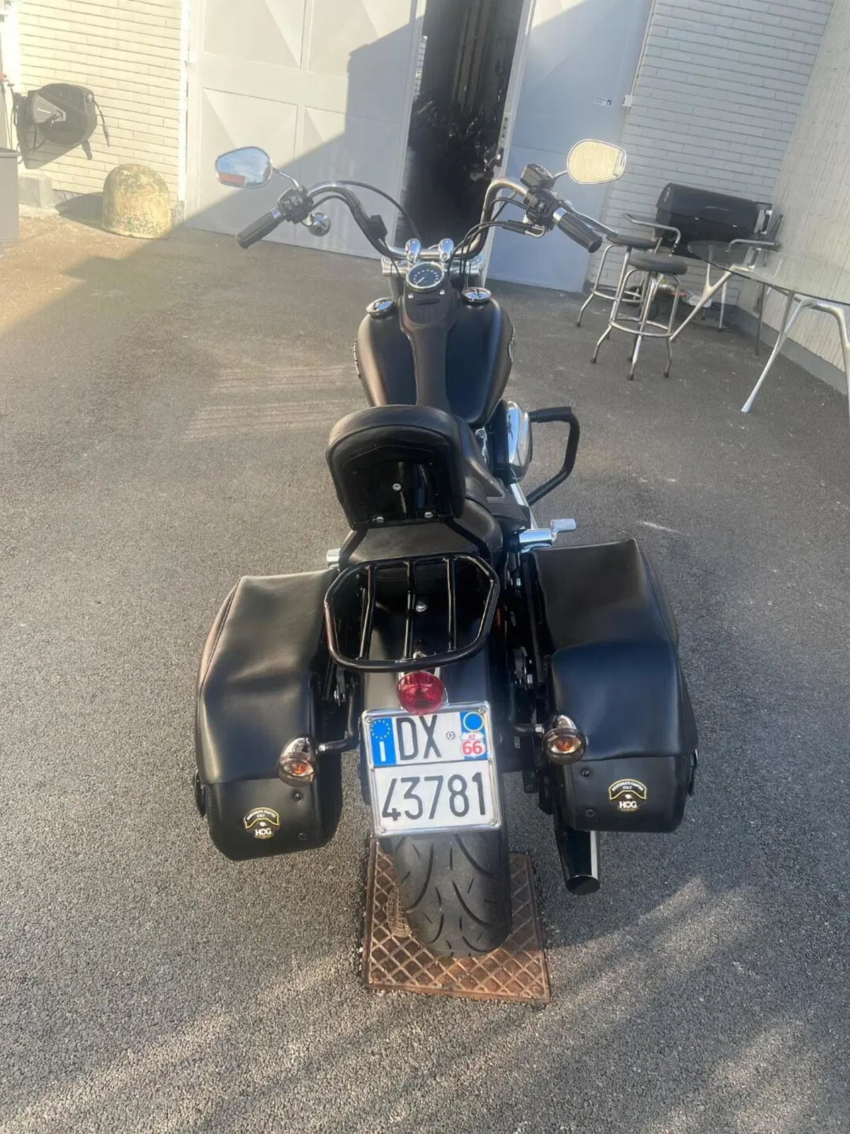 Harley-Davidson 1584 Street Bob (2008 - 15) - FXDB (4)