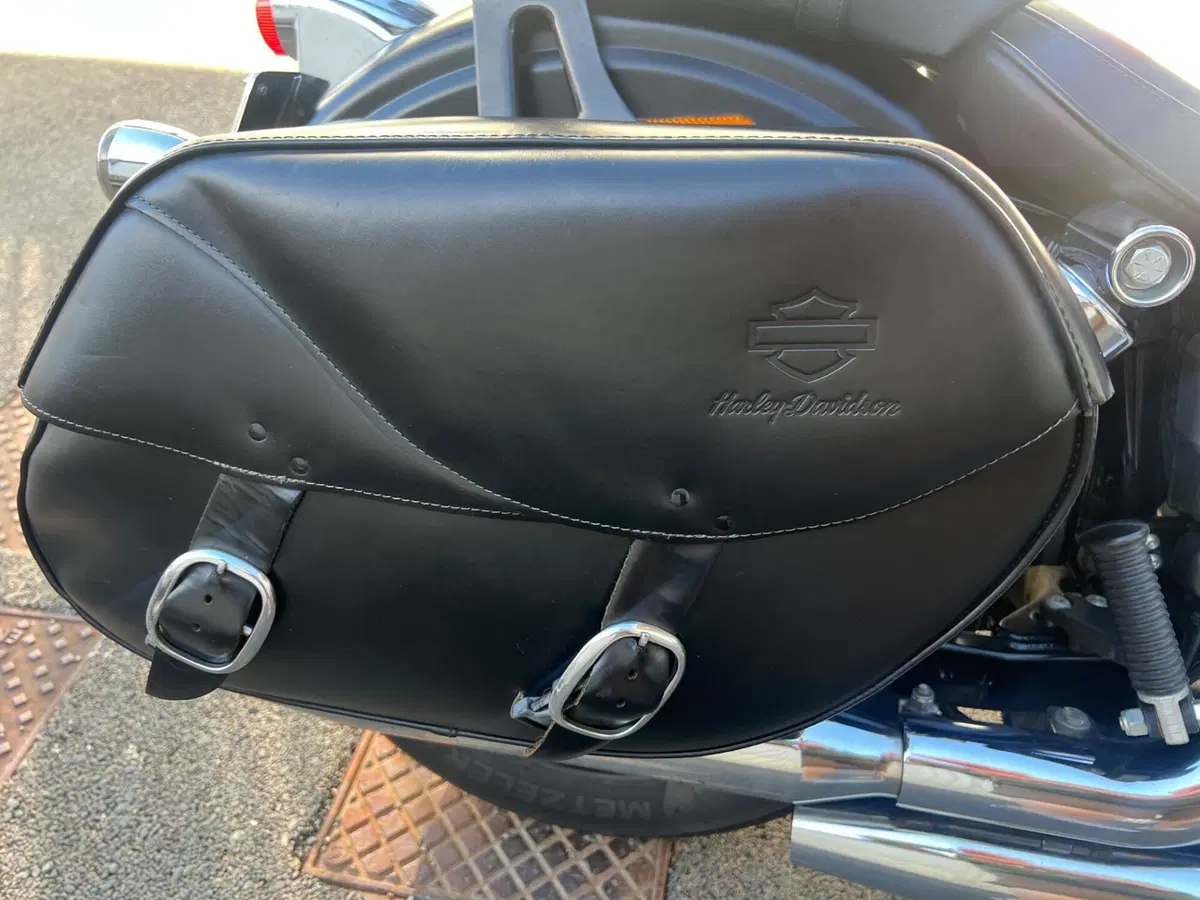 Harley-Davidson 1584 Street Bob (2008 - 15) - FXDB (7)