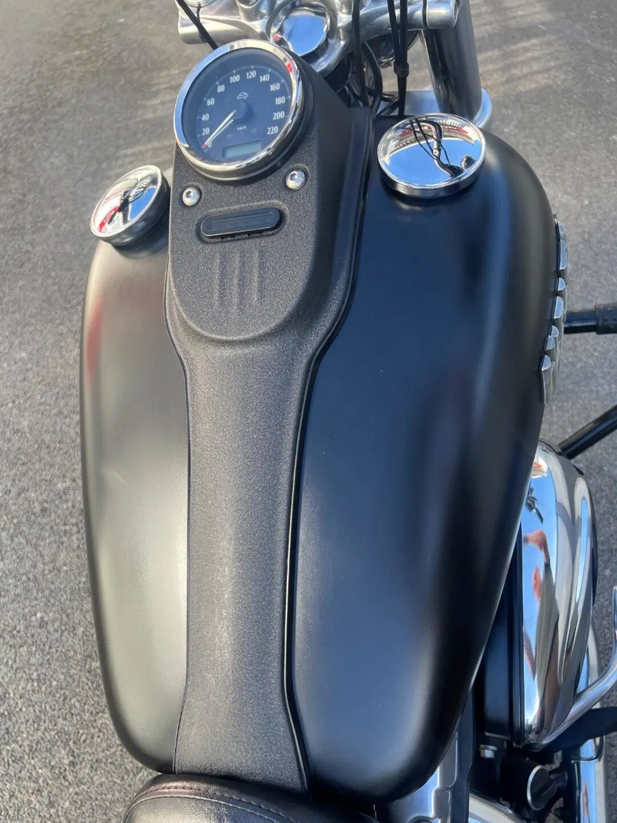 Harley-Davidson 1584 Street Bob (2008 - 15) - FXDB (6)