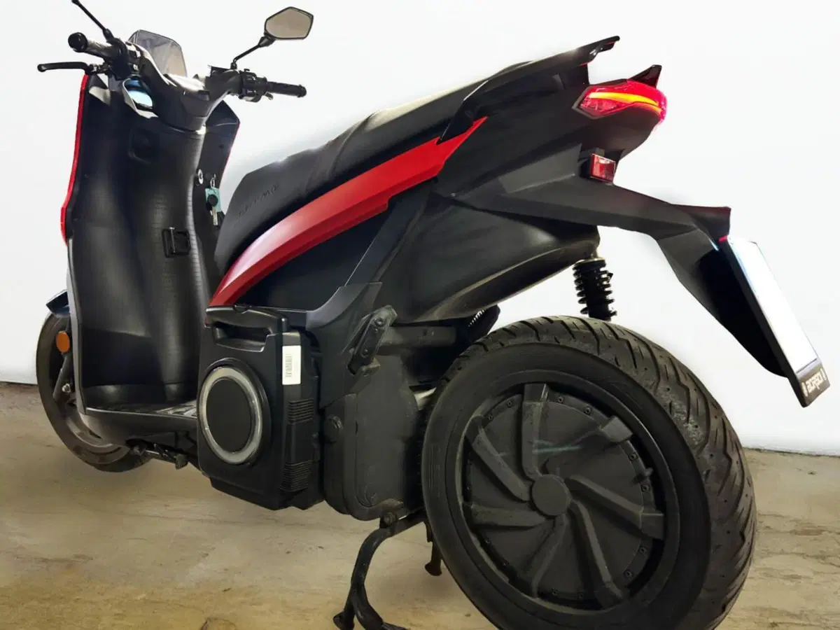 Seat MÓ 125 (2021 - 26) (6)