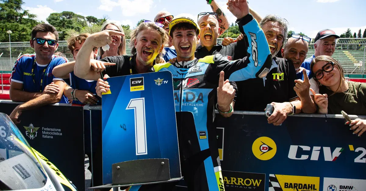 Dunlop CIV 2026. Intervista a Filippo Bianchi: "Esordire nel mondiale Sportbike &egrave; il sogno di una vita"
