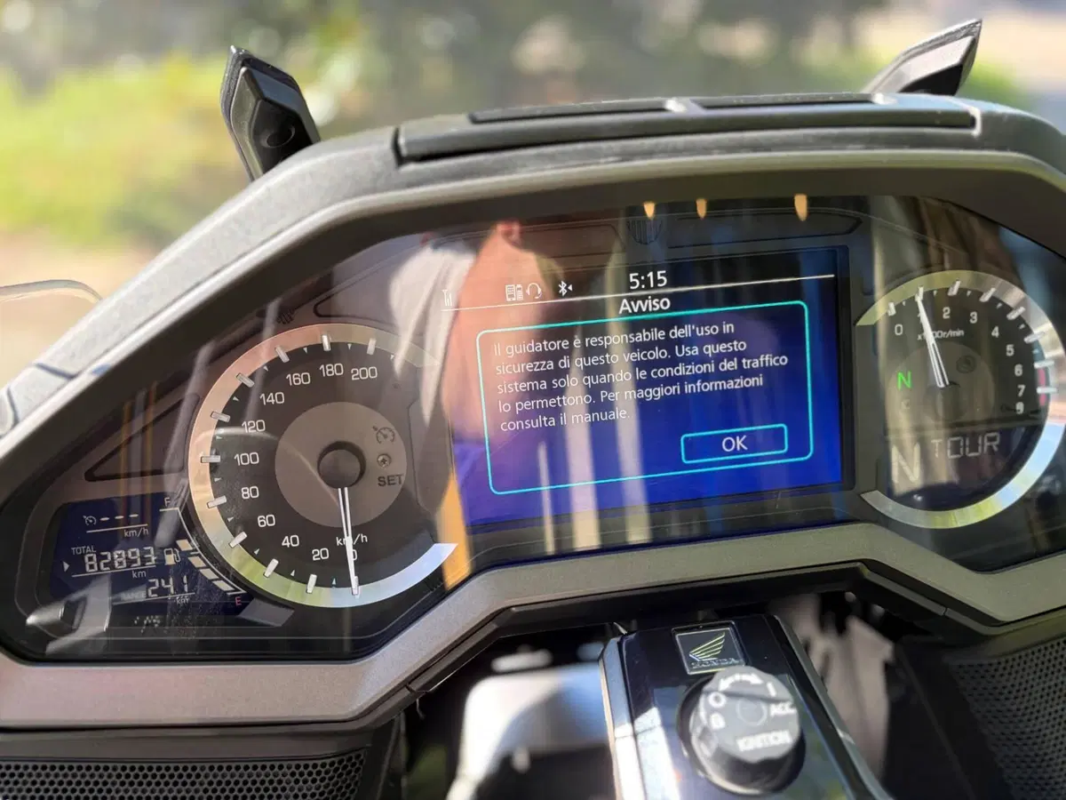 Honda GL 1800 Gold Wing (2018 - 20) (6)